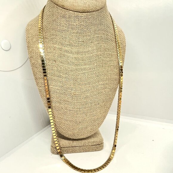 VINTAGE MONET NECKLACE GOLD TONE SQUARES COLLAR CHAIN SEGMENTED 80S SIGNED 1980S - Picture 1 of 13